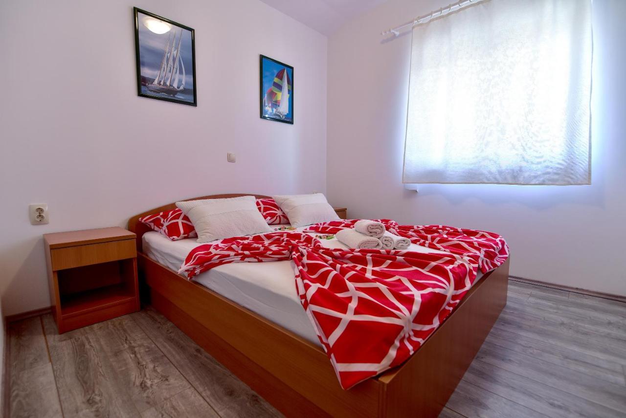 Apartmani LUNA Vir Bagian luar foto